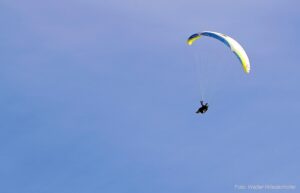 Paragleiter Landungen Lana005