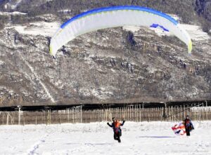 Paragleiter Landungen Lana014