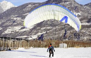 Paragleiter Landungen Lana015