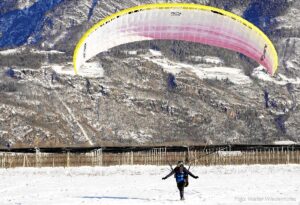 Paragleiter Landungen Lana025