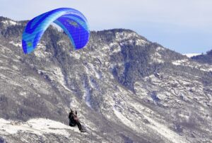 Paragleiter Landungen Lana028