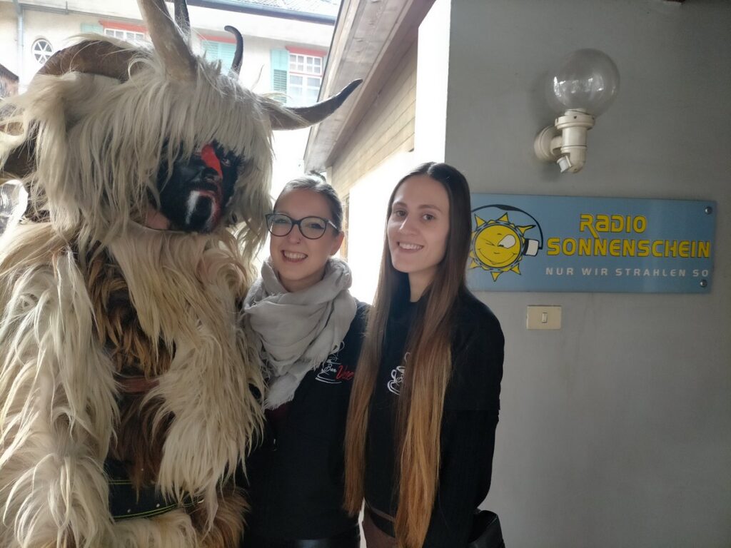Hoellenschlucht Krampusse Lana 04