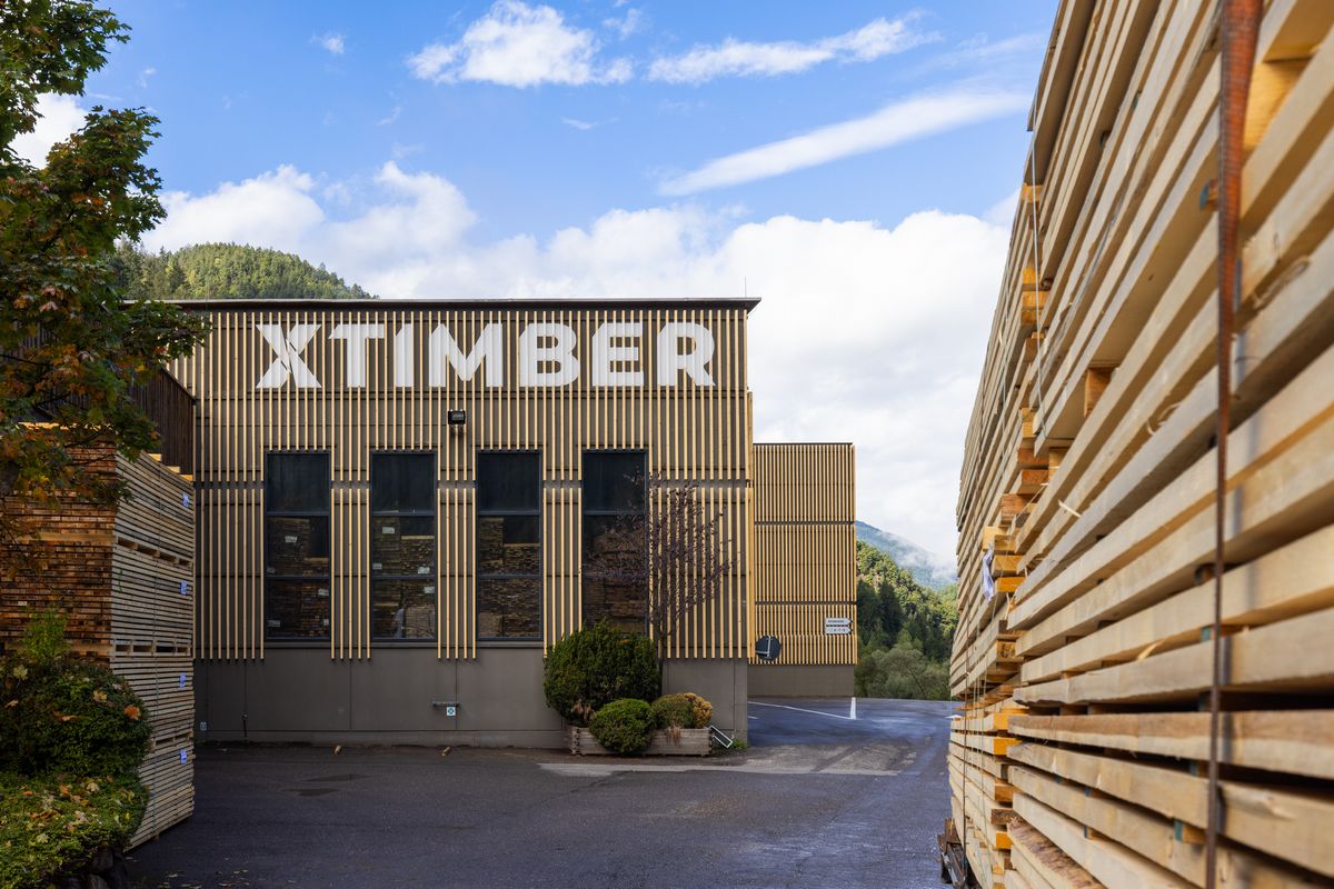 Eggental: Sonnenenergie auch im Schatten – Alperia und X Timber realisieren Photovoltaikanlage mit 1 MW Leistung 3 Eggental: Sonnenenergie auch im Schatten – Alperia und X Timber realisieren Photovoltaikanlage mit 1 MW Leistung